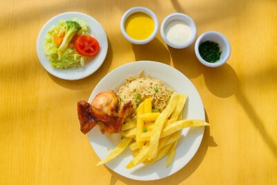 MOSTRITO Resultado enriquecidos en la SERP de Google al buscar 'mostrito pollo a la brasa'